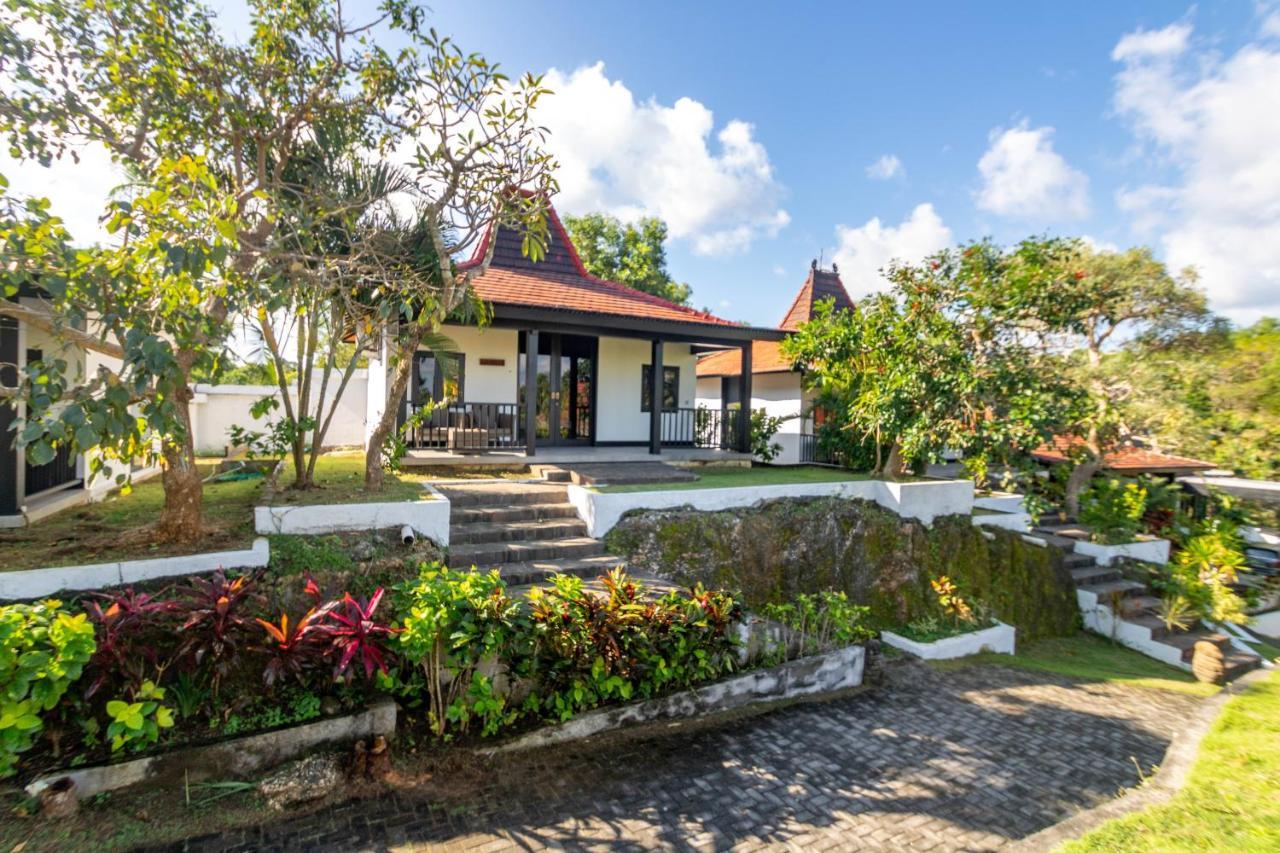Surya Melasti Exclusive Beach Villa By Sajiwa Ungasan Exterior foto